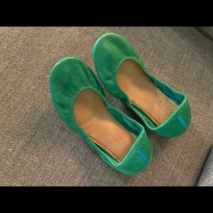 Tieks Clover size 6 tried on. Never worn.